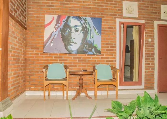 Griya Pasir Ukir Pensión 3*